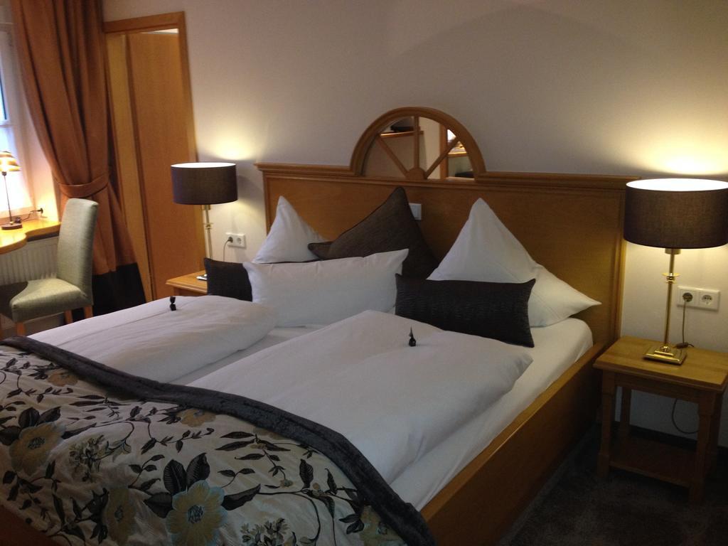 Hotel Kaiserhof Medebach Rom bilde