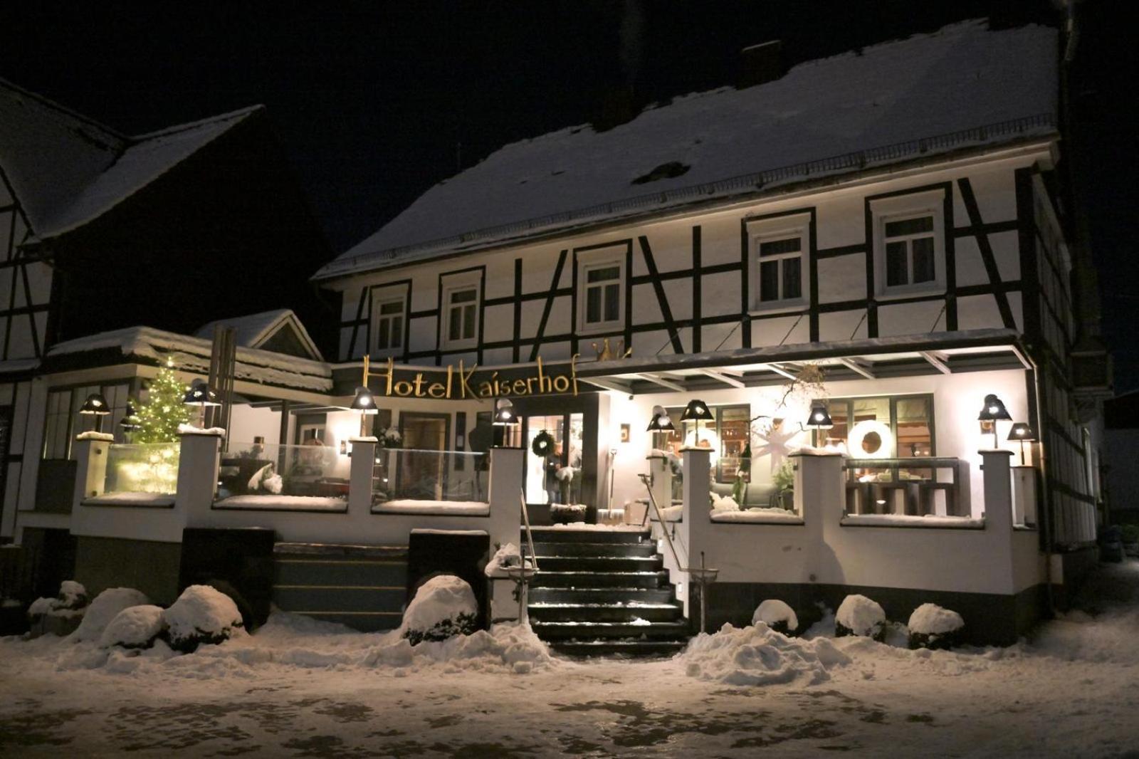 Hotel Kaiserhof Medebach Eksteriør bilde